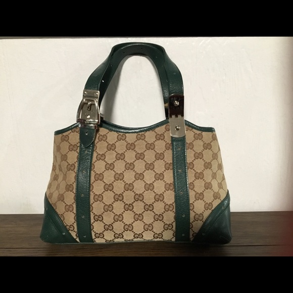 Gucci Handbags - Gucci signature satchel
